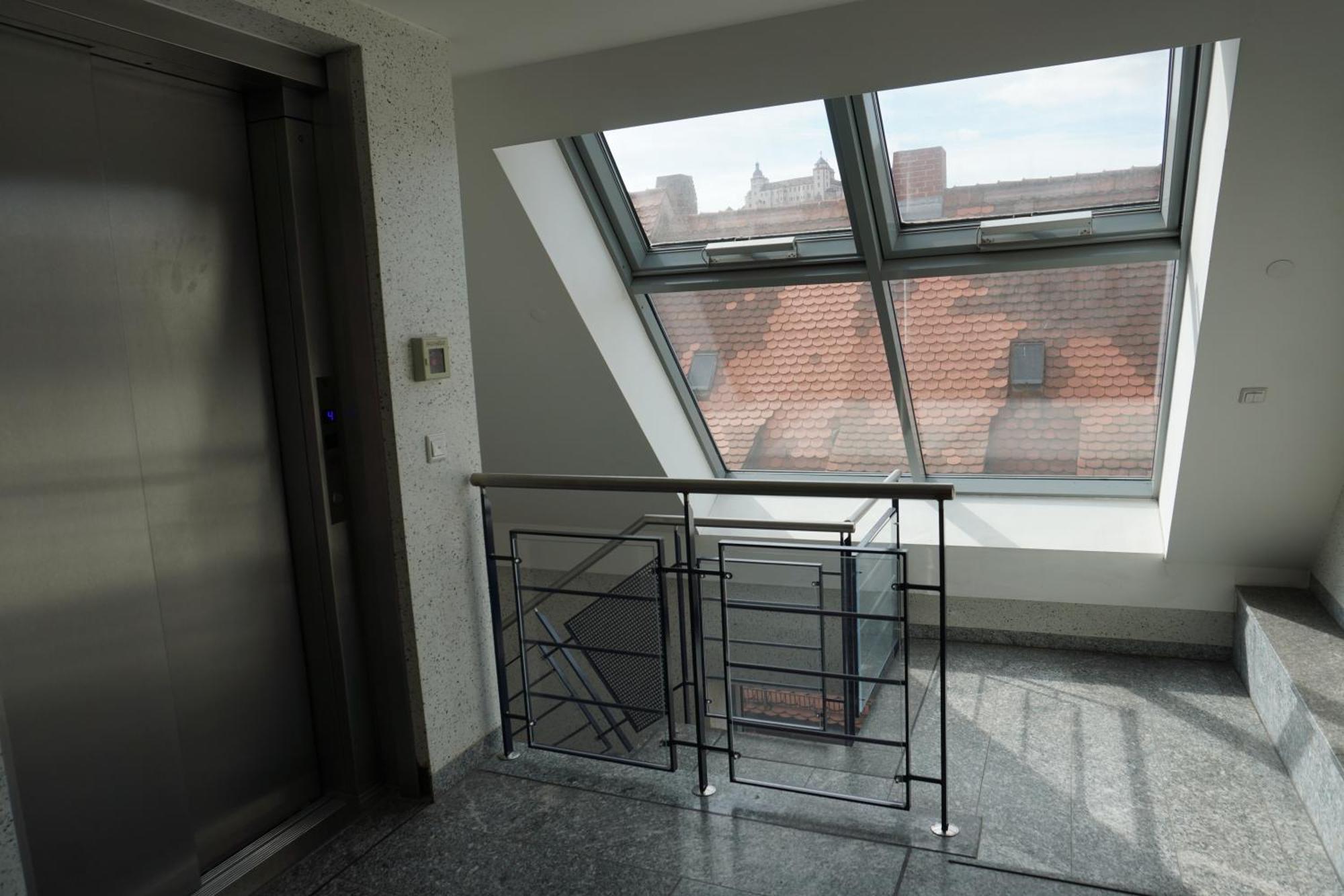 City Apartement Im Herzen Der Stadt Wurtzburgo Exterior foto