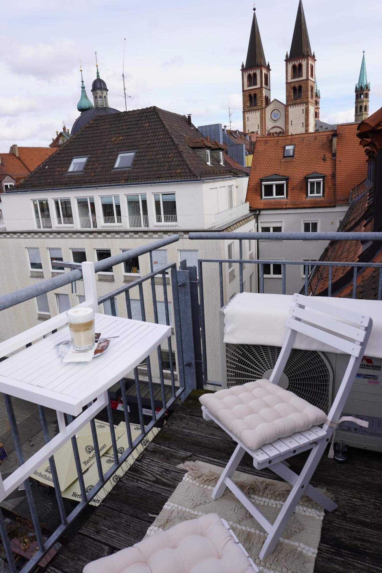 City Apartement Im Herzen Der Stadt Wurtzburgo Exterior foto